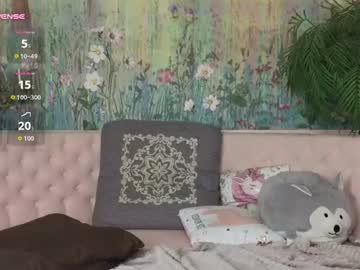 Ivory Wood live cam video preview