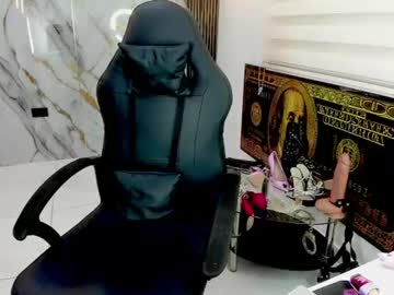 Queen Findom, the one who fucks your holes, your wallet, your mind, and your soul. video