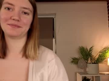 Lindy webcam livesex profile in young cams